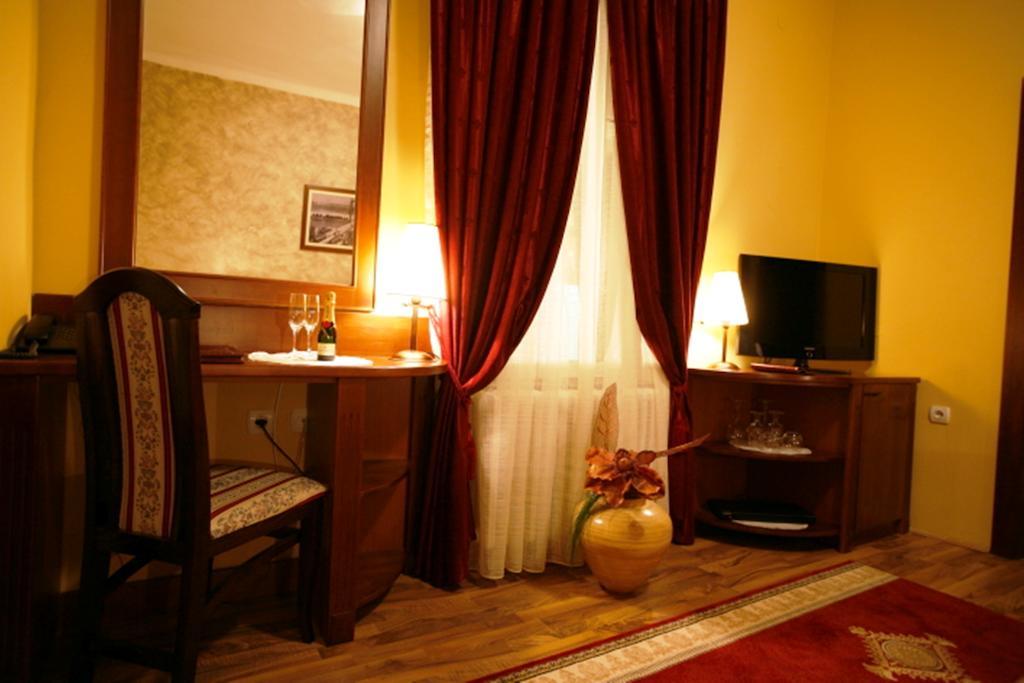 ホテル Manjez Centar ベオグラード 部屋 写真